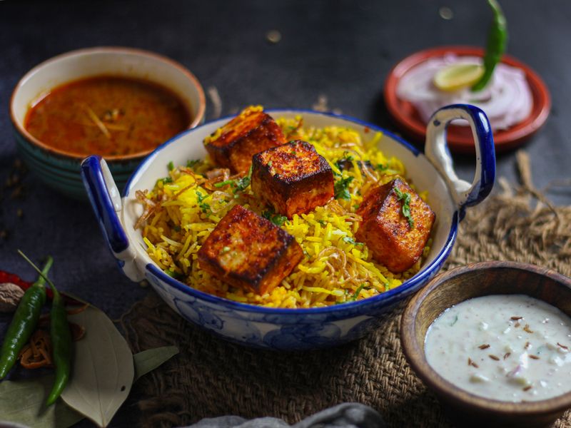 Chicken Lucknowi Biryani